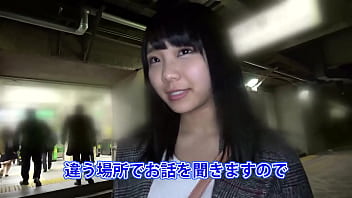 Preview 1 of Karina Kapoor Fucky Videos - 服着てるのにオッパイの主張がハンパ無い純朴美女に&larr_ローションぶっかけ！卑猥にテカるヌルエロボディ！
