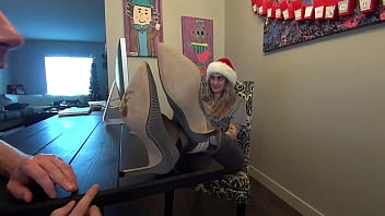 Preview 1 of Xxx Ketrna Kaf Com - Lucky Christmas Elf Worship&#039_s Mrs. Claus Plump Soft Wrinkled Soles