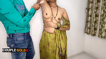 Preview 2 of Old Mom Sex Baby - कोमल को उसकी सास ने हुए देख लिया