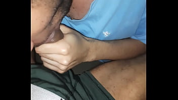 Preview 3 of Police Whore - Caindo de boca no pau do meu amigo