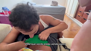Preview 4 of Uriyan Pasig - Homem barbudo chupa 41 paus -14&deg_ e 15&deg_ mamadas - V&iacute_deo completo no RED
