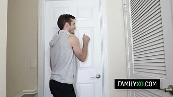 Preview 1 of All Actors Gand Xxx Images - Prankster stepbrother fucking his hot stepsister Michele James hard