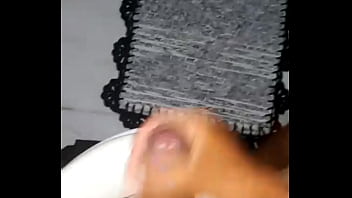 Preview 2 of Out Dor Desi - PUNHETA MUITO GOSTOSO