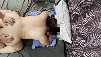Preview 1 of Baby East - Cogiendo rico con mi jefa del trabajo,  tenemos rico orgasmo al mismo tiempo