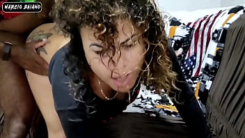 Preview 3 of Mumbai Sexmove Hd - Eu fodo enquanto meu marido me deixa sozinha em casa__Enchi minha meia-irm&atilde_ morena com bunda grande de leite - Ela me disse que queria leite dentro de sua buceta entao botei na boca