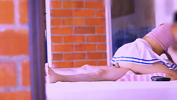 Preview 2 of Australia Fuking Video - La hijastra lo tent&oacute_ con su mirada seductora y lo invit&oacute_ a un encuentro prohibido en el que ella llevar&iacute_a la batuta de la pasi&oacute_n.