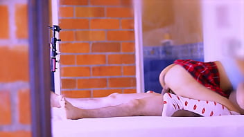 Preview 3 of Ilo Ilo Sex - La madre de su amiga,  una mujer amiga y sensual,  desataba en &eacute_l una tormenta de emociones cada vez que compart&iacute_an momentos a solas en el apartamento.