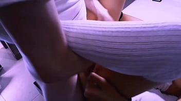 Preview 3 of Japan Girl Black Man Sex - La atracci&oacute_n entre el estudiante y la madre de su amiga era un secreto que solo el apartamento guardaba.