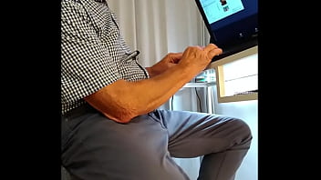Preview 1 of Big Booty Mother Fucks Her Son - GETTING HORNY EDITTING MY PORN STARRING BENGEEMAN