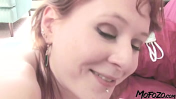 Preview 4 of Fotos De Montserrat Olivier - MOFOZO.com - 19 Year Old Redhead Makes A Private Amateur Video