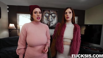 Preview 1 of Xxx Xnx14 - Black Friday Bust Riley Nixon ,  Scarlett Mae ,  Tyler Cruise