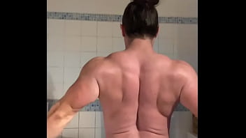 Preview 2 of Sunny Leano Videos Xnxx - Do men appreciate milf with abs
