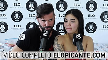 Preview 1 of Lndiansex Vidos - BELUCHI GUCCI INTERCAMBIA LA TANGA CON ELO PODCAST EN EL CUARTO PICANTE