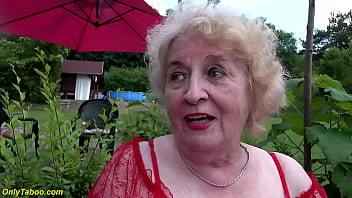 Preview 1 of Durasi Pnjamg - real Mature Anal Summer Garden Party