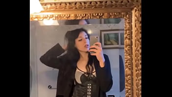 Preview 2 of Soti Hui Ladki Xxx - Indovinate che sto per combinare?