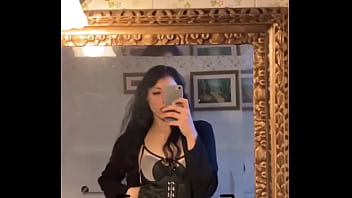 Preview 1 of Soti Hui Ladki Xxx - Indovinate che sto per combinare?