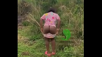 Preview 1 of Parti Club - How do you see my outdoor shoot ? Anticipate for new video .
