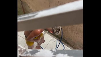 Preview 1 of Billo Xx - Novin dotado realiza fetiche de amigo em molhar cueca,  mas foi filmado sem saber pelo amigo(COMPLETO NO RED)