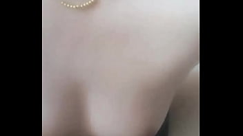 Preview 3 of Sen Mama Porn - 粉墨人生-白领在休息室的沙发上偷偷自慰