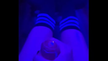 Preview 2 of Celka Qiz Uzu Acma - Mochi&#039_s massive cumshot