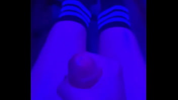 Preview 1 of Celka Qiz Uzu Acma - Mochi&#039_s massive cumshot