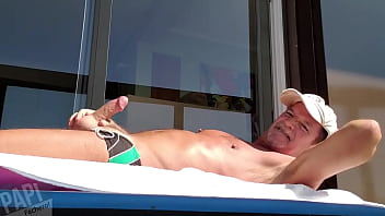 Preview 3 of Hunemoon Xxx - Springtime in Buenos Aires and Pervy PapiFachero can enjoy his balcony again,  the sun and speedos always make him super h ...