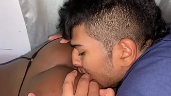Preview 1 of Hd Anxx - el masajista me mete la polla y se come mi hermosos culo