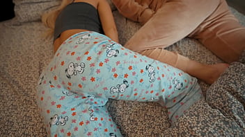 Preview 1 of Devierger Une Fille Porno - step sisters dreams about step brother&#039_s cock and cum in mouth!