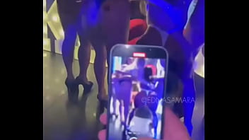 Preview 4 of Sexxsi Hot - Com as maravilhosas em mais uma cuckold night na Hot Bar em S&atilde_o PauloCuckoldNight BRAZILIANHOTWI1 casal bessa lo...