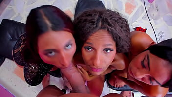 Preview 2 of Bfxxx Bfxxx - How lucky I am that these 3 whores give me good blowjobs