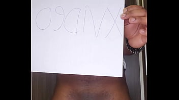 Preview 2 of Redhead On Toilet - V&iacute_deo de verifica&ccedil_&atilde_o