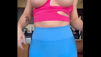 Preview 4 of Techar Saree - Getting ready for the gym but I&#039_m just so horny!