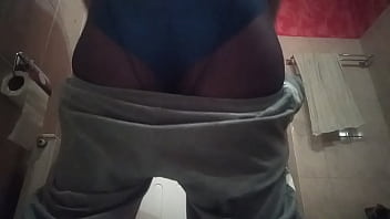 Preview 4 of Cotton Xxx And Sex Video - A guy with a shapely ass is peeing while sitting! Flashing an asshole!