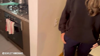 Preview 1 of Leibian Bullying - Repartidor de comida &iexcl_&iexcl_&iexcl_Inocente no sabe que ya pagaron la pizza!!!