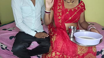 Preview 1 of Gym Workout Xxx Blue Film - Mere first Karva Chauth ke din Pati Daru pi ke a Gaya aur Mujhe Chod Dala