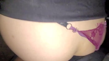 Preview 3 of Son Massage His Mom Feet - Me cojo la amiga de mi novia,  escondiendonos por todos lados para que no nos encuentre