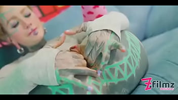 Preview 2 of Patkhat Sex - uuf this makes me SO HARD! ??Tattooed hottie Anuskatzz filling her Anal Hole