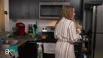 Preview 1 of Boss Punish Secretary Office - StepMom Gets Stuffed For Thanksgiving! - Full 4K
