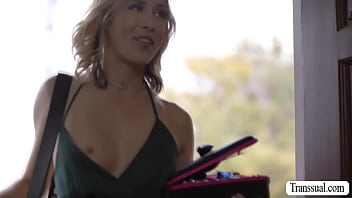 Preview 1 of Beauty Creampis - Bombshell TS beauty fucks oil sellers tight pussy