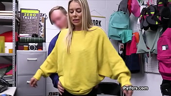 Preview 2 of Dulce Putalocura - Blonde pays for food with blowjob