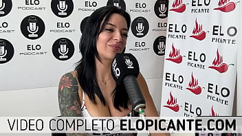 Preview 4 of Amma Mahan - PAULI PRADA CHARLA DE SEXO ANTES DE PASAR AL CUARTO PICANTE