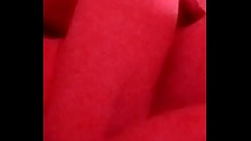 Preview 4 of Penis Pen - Que rico se viene encima est&aacute_ milf hermosa de la escuela