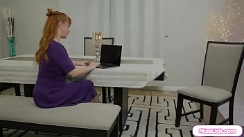Preview 2 of Xxxx Sexy Bp Video - Teen stepdaughter licks pussy like a pro
