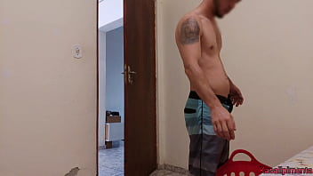 Preview 1 of Mommy Anal Satin - MILF Madrasta Sexy Excitada Depois De Pegar Seu Enteado Cheirando Sua Calcinha
