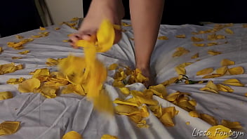 Preview 4 of Braeezr Home - IGNORING YOU WHILE YOU WORSHIP MY BEAUTIFUL FEET