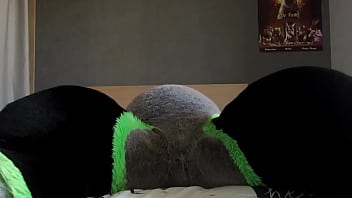 Preview 3 of Noomi Woodz - Spontaneous inflation!