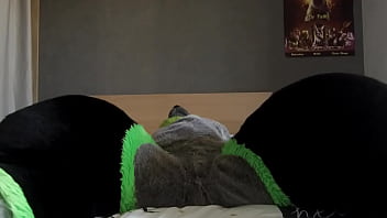 Preview 1 of Noomi Woodz - Spontaneous inflation!