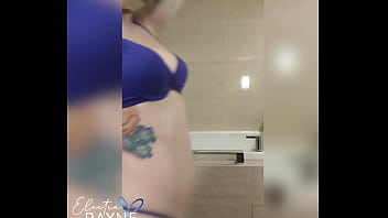 Preview 3 of Kam Back Mom - NYE Hot Tub Twerk and Squirt - Teaser