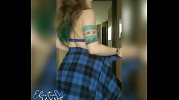 Preview 1 of Kam Back Mom - NYE Hot Tub Twerk and Squirt - Teaser