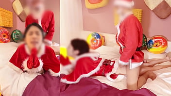 Preview 4 of Beautiful Mulf - 【おもちゃ責めで感じる淫乱サンタ】クリスマスに濃厚中出しプレゼント！素人カップルの淫語コスプレ